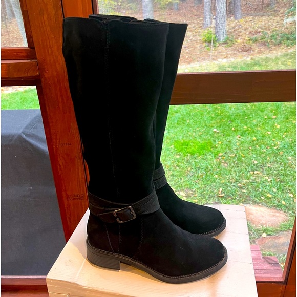 Clarks black suede riding boot in excellent condition - Picture 1 of 6